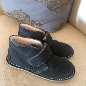 L’Amour Nubuck leather Velcro Desert Boot